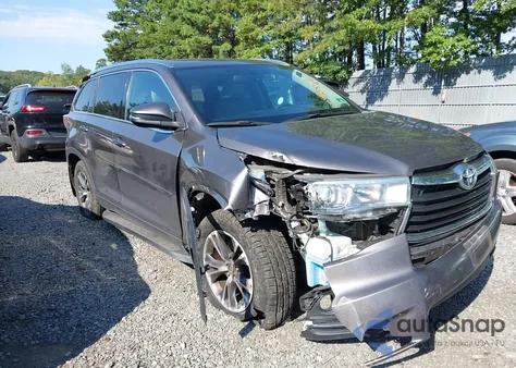 2016 Toyota Highlander Xle V6 z USA, uszkodzony, nr VIN 5TDJKRFH1GS301433